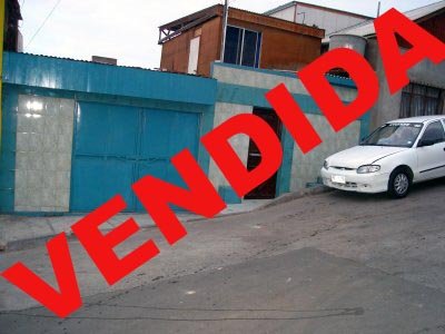 Estacionamiento garage,gran patio,a pasos del centro,se vende (urgente) por traslado de los dueños.